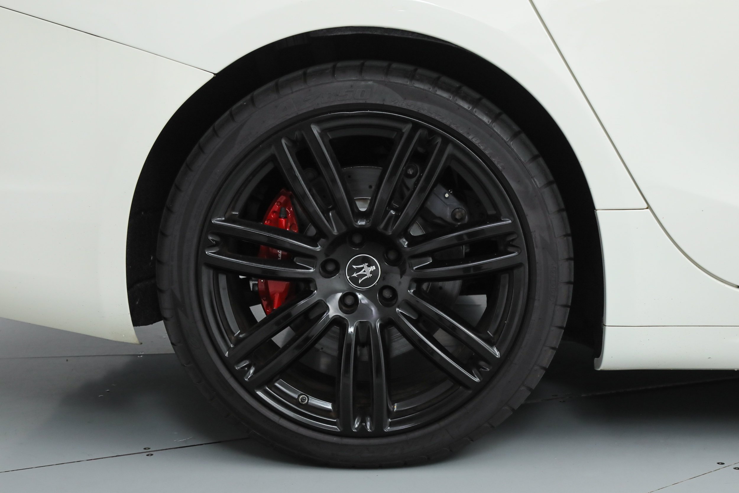 Certified Used 2023 White Maserati Modena image 21