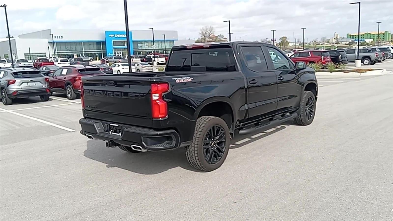 2026 Chevrolet Silverado 1500 LT Trail Boss - Photo 8