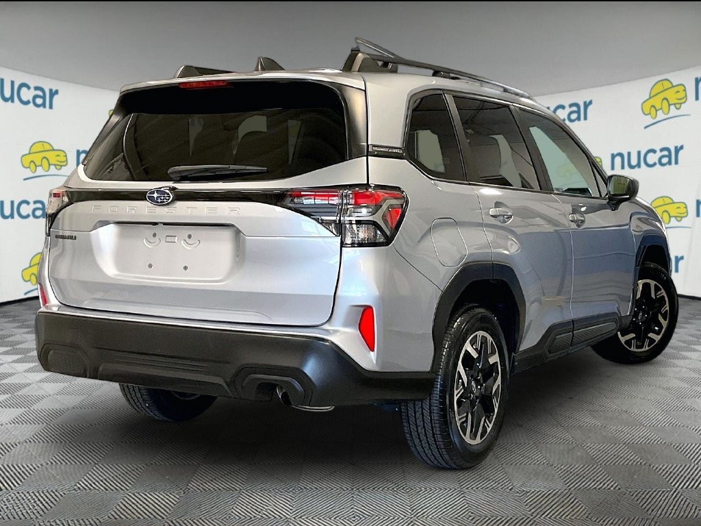 Used 2025 Ice Silver Metallic Subaru Premium image 6