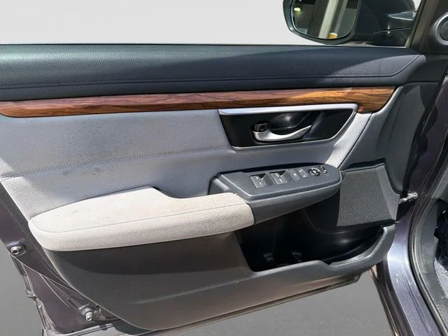 Used 2017  Honda EX image 19