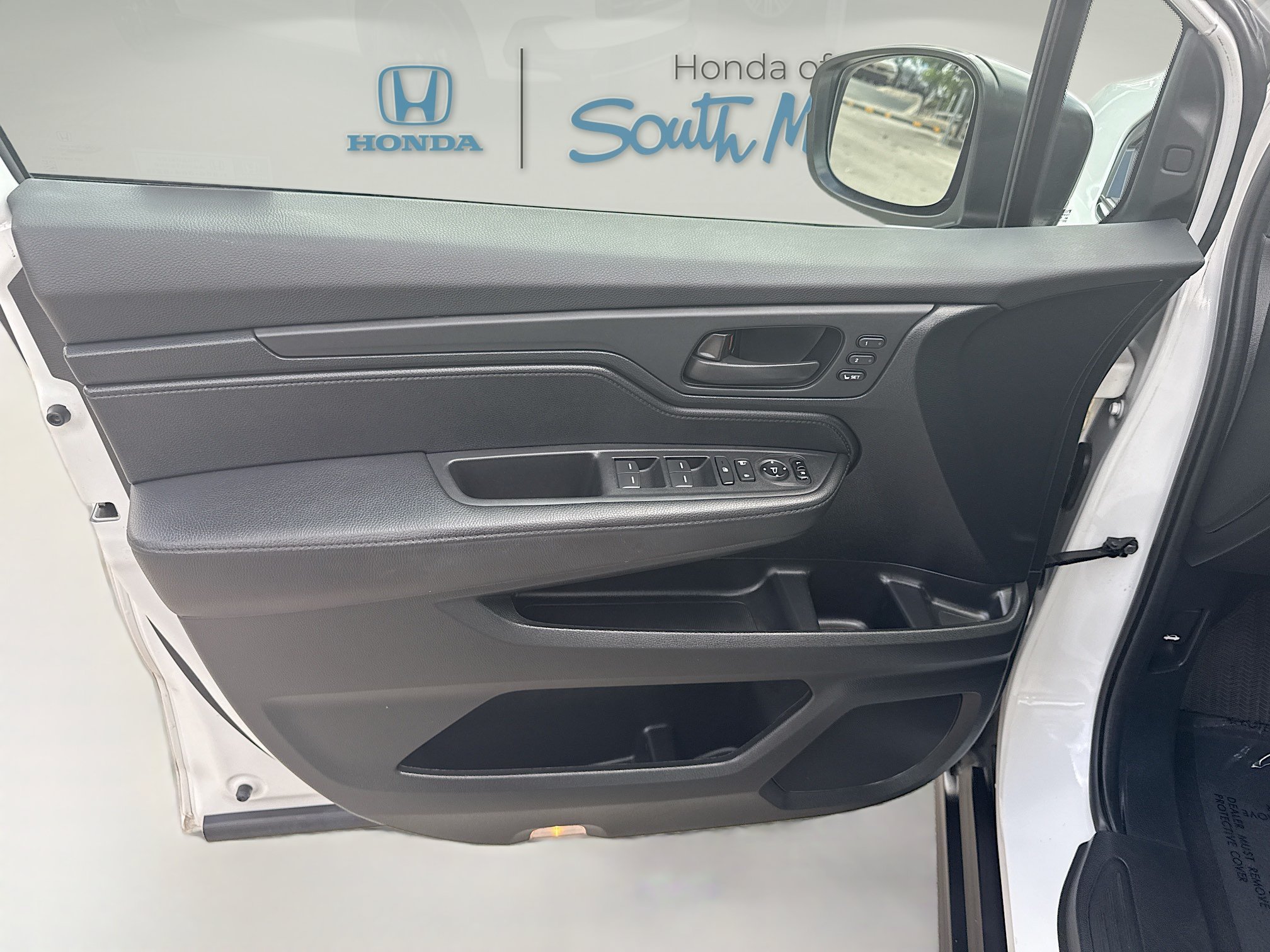 Certified Used 2024 Platinum White Pearl Honda EX-L image 19