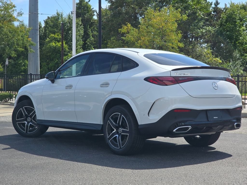 New 2027 MANUFAKTUR Moonlight White Metallic Mercedes-Benz GLC 300 image 22