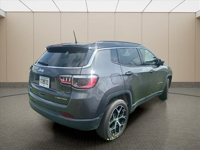 Used 2024 Gray Jeep Limited image 15
