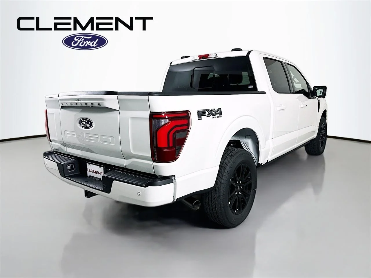 New 2026 Star White Metallic Tri-Coat Ford Platinum® image 6
