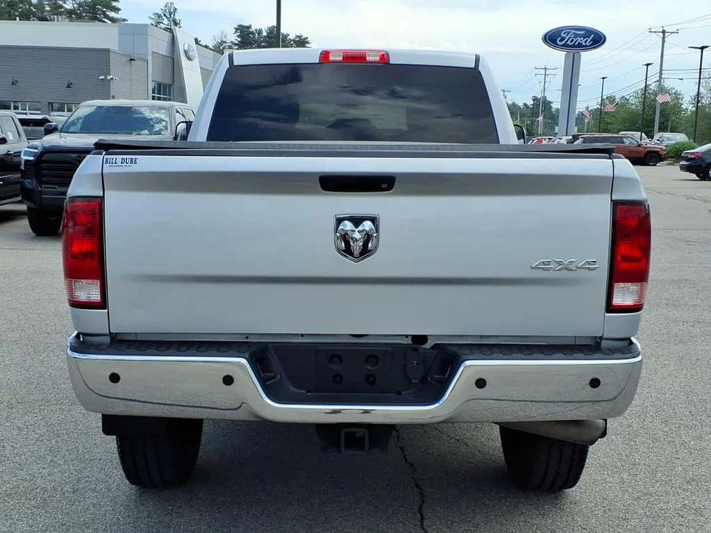 Used 2017 Bright Silver Clearcoat Metallic Ram Tradesman image 20