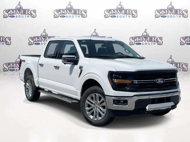 New 2026 White Ford XLT image 1