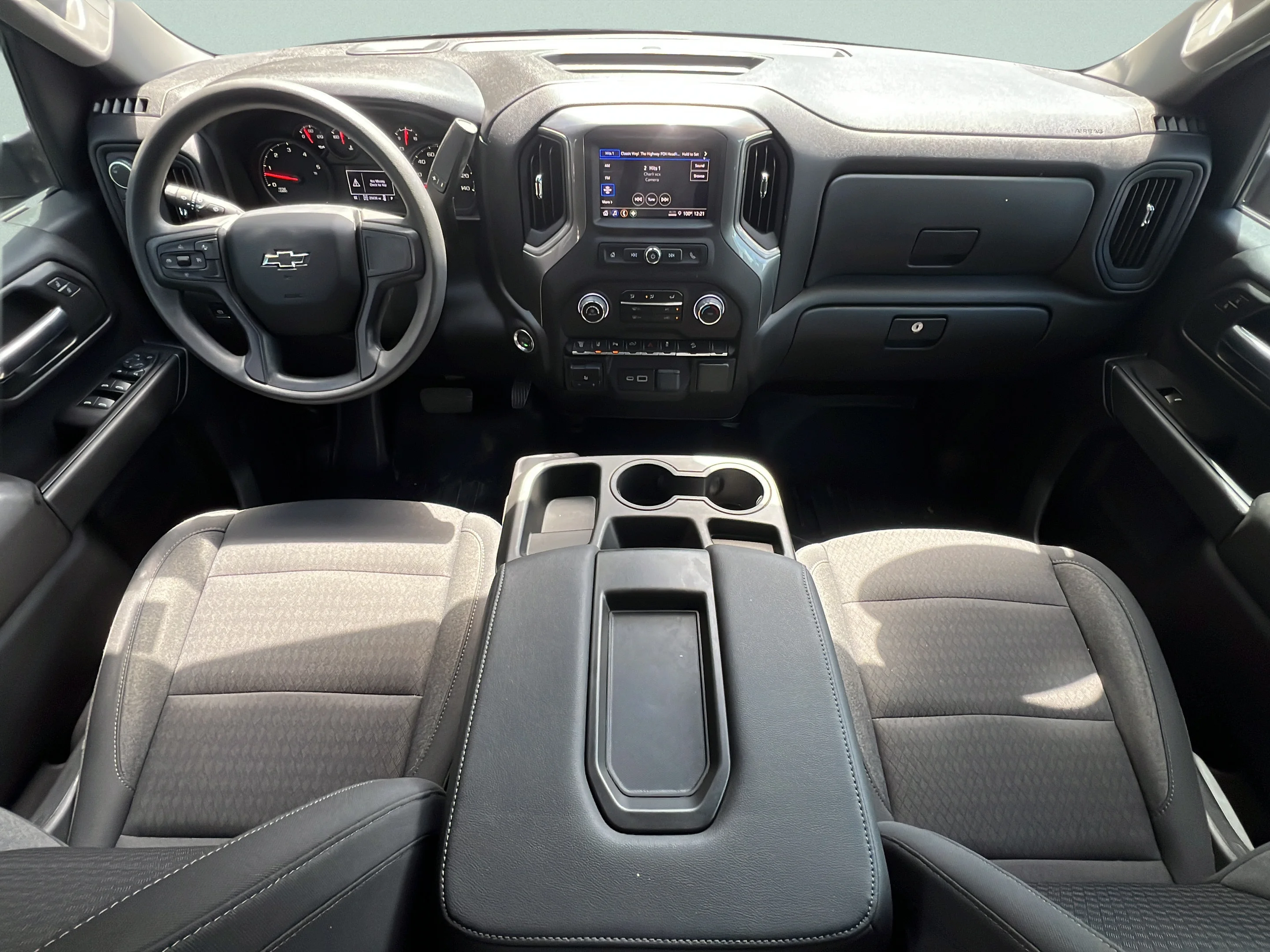 Used 2025 Black Chevrolet Custom image 11