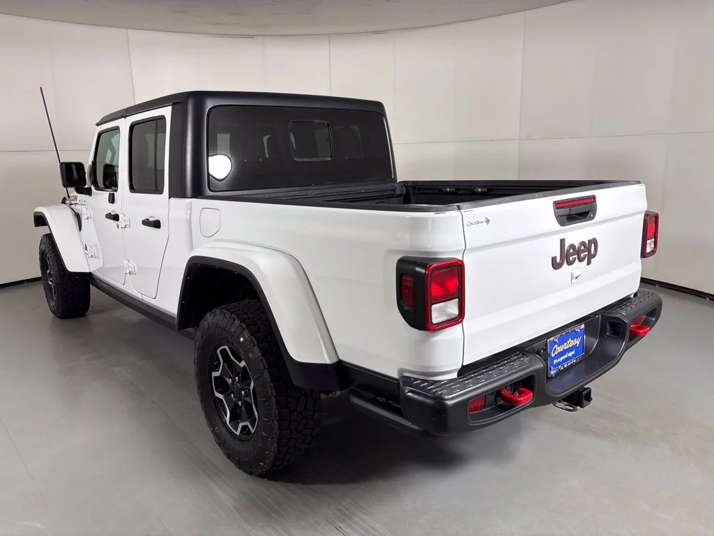 Used 2022 White Jeep Rubicon image 6