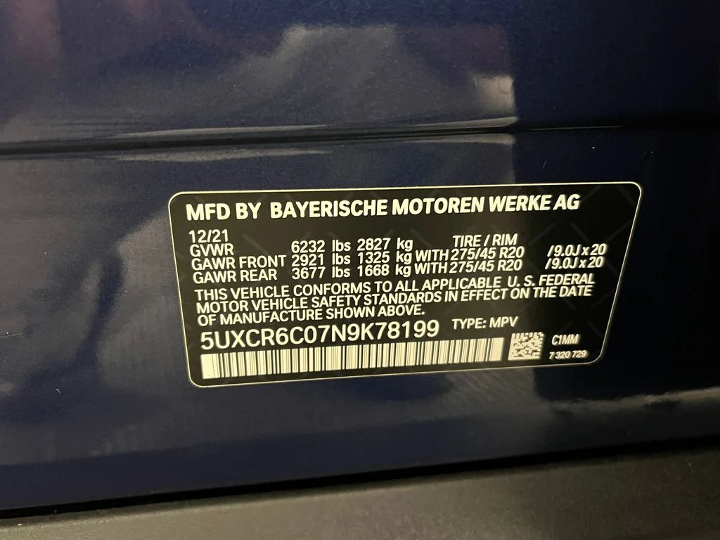 Used 2022 Blue Metallic BMW xDrive40i image 25