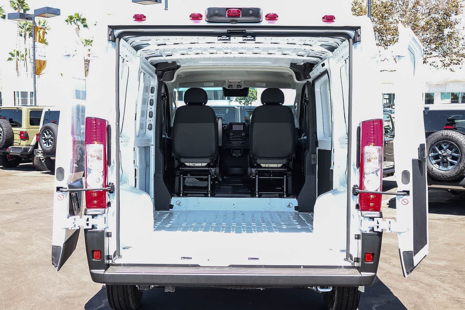 New 2026 Bright White Clear-Coat Exterior Paint RAM Tradesman image 12