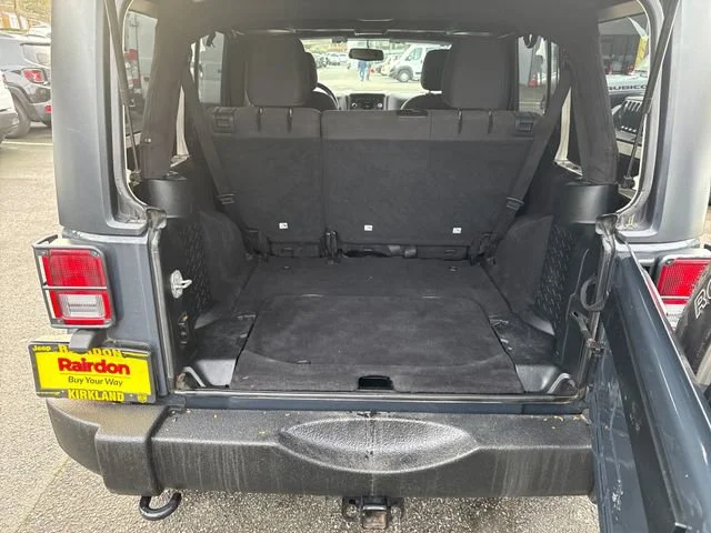 Used 2018 Rhino Clearcoat Jeep Sport S image 13