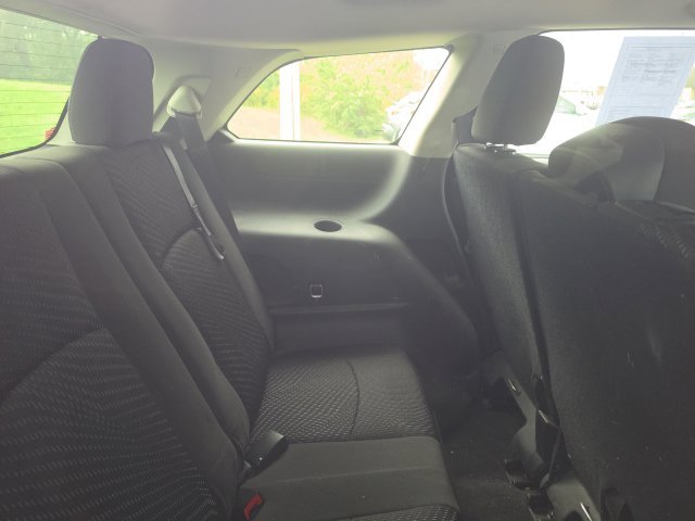 Used 2015 Gray Dodge SXT image 6