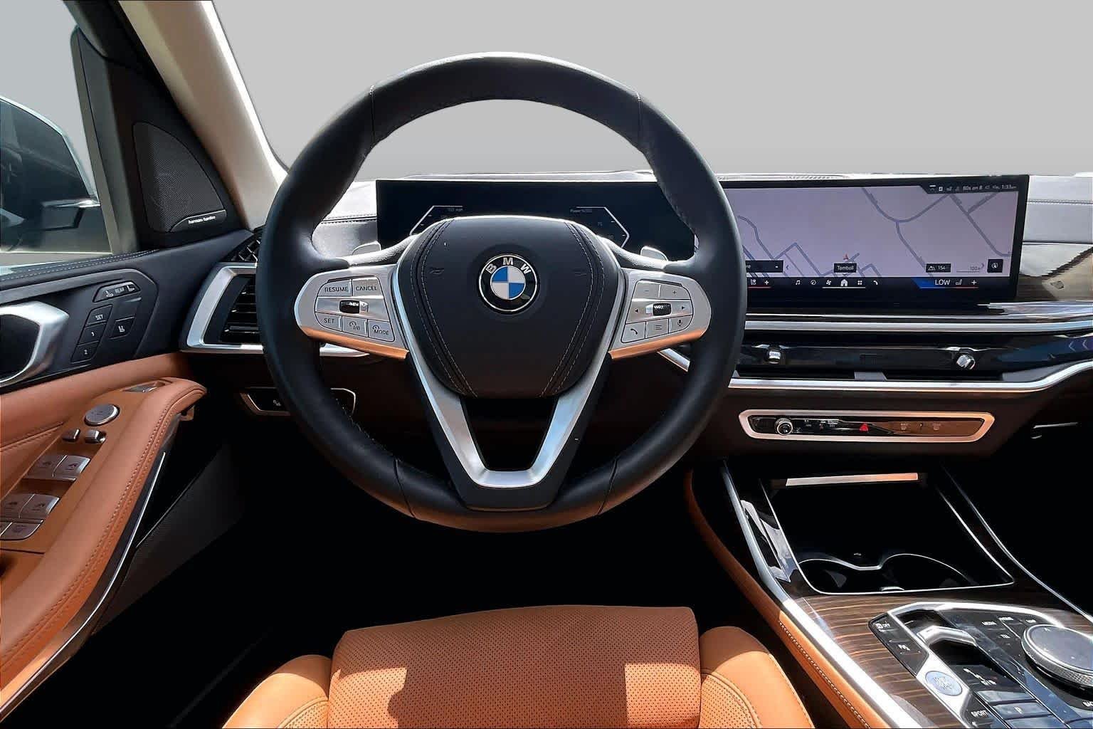 Used 2024 Skyscraper Grey Metallic BMW xDrive40i image 6