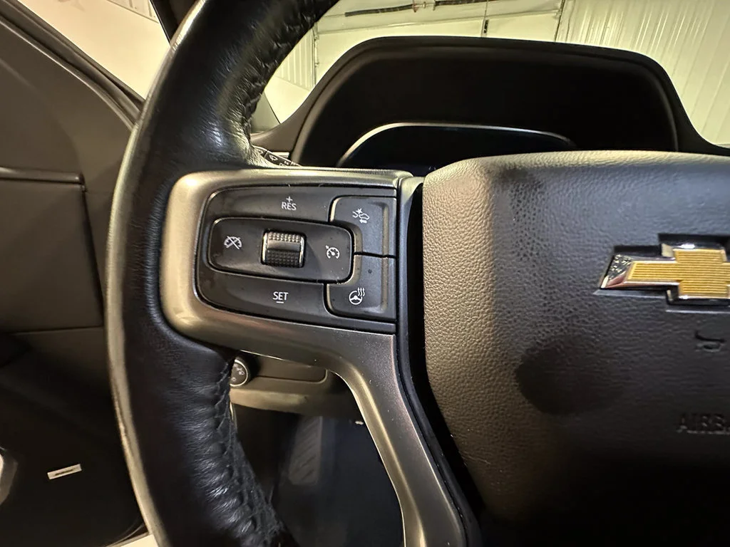 Used 2023 SUMMIT WHITE Chevrolet LT image 45