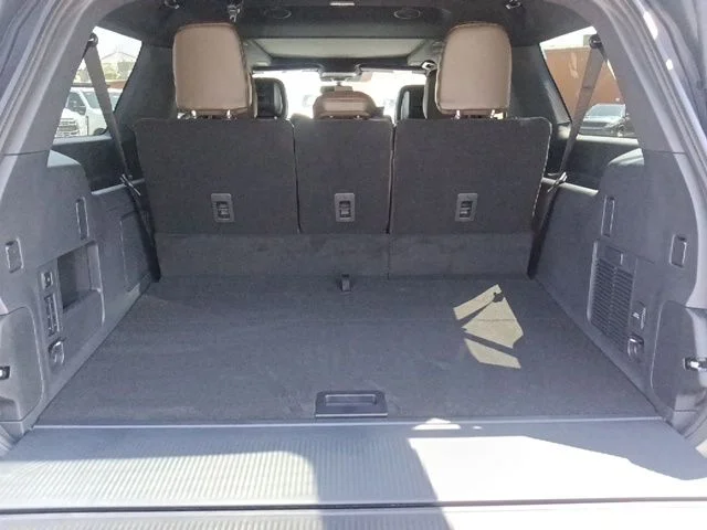 New 2027 Star White Metallic Tri-Coat Ford MAX King Ranch® image 33
