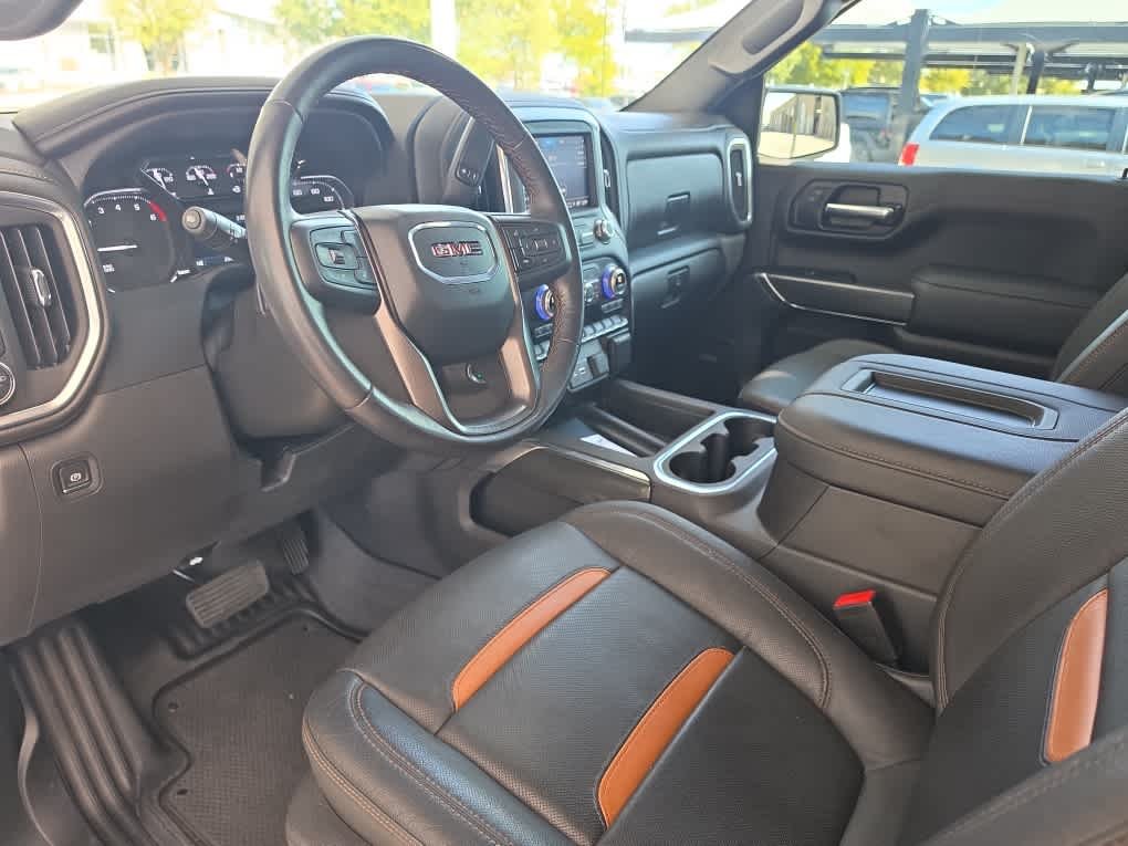 Used 2022 Summit White GMC AT4 image 4