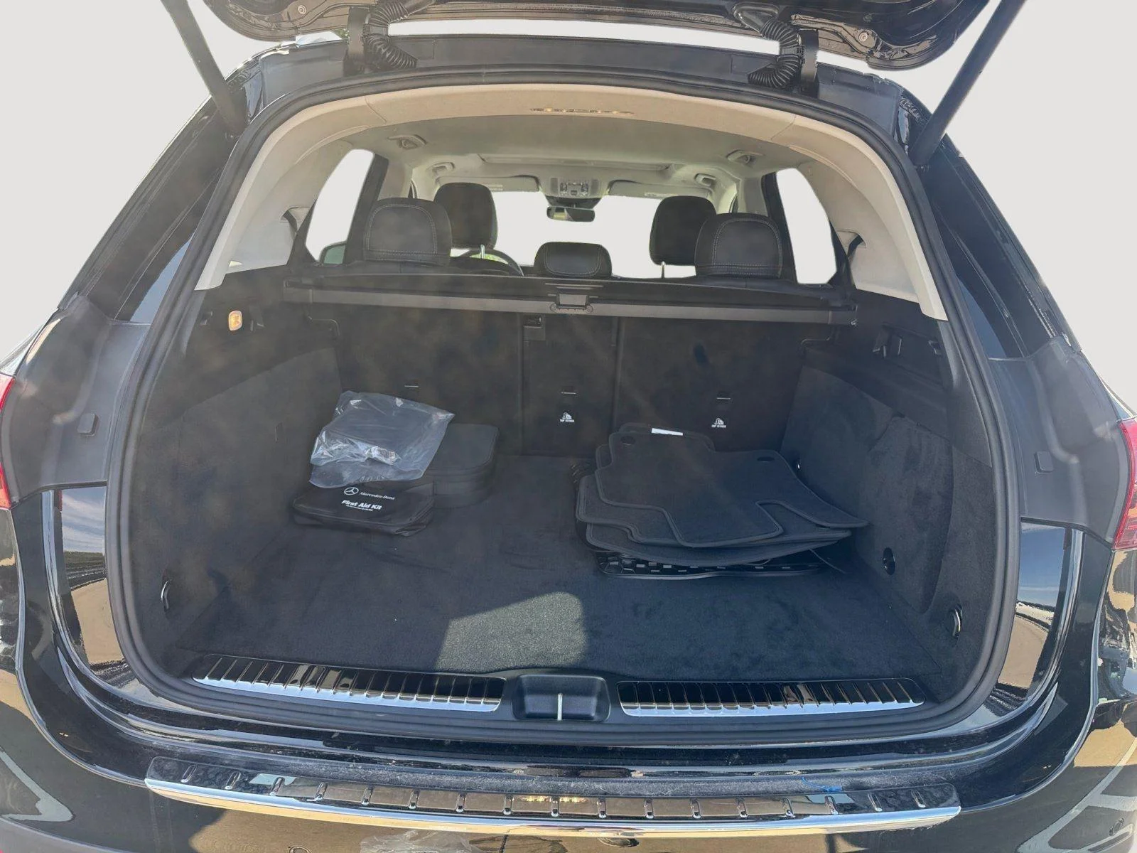 New 2026 Black Mercedes-Benz GLE 450 image 28