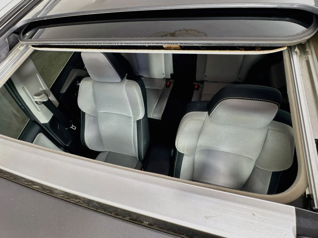 Used 2017 Gray Toyota XLE image 25