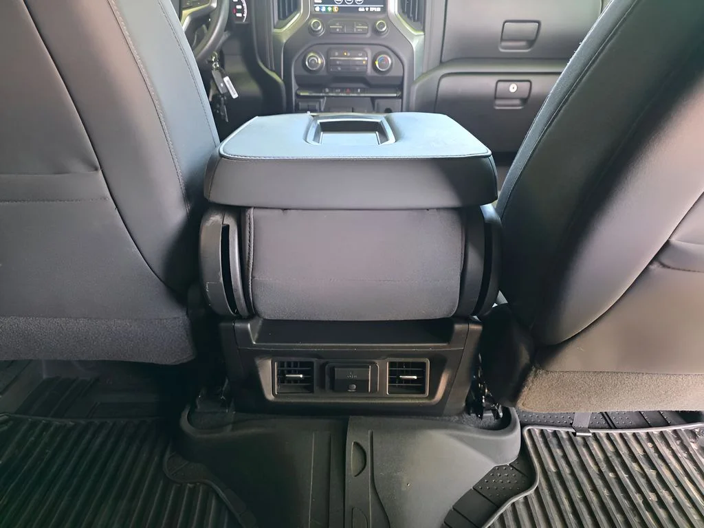 Used 2022 Summit White Chevrolet LT image 7