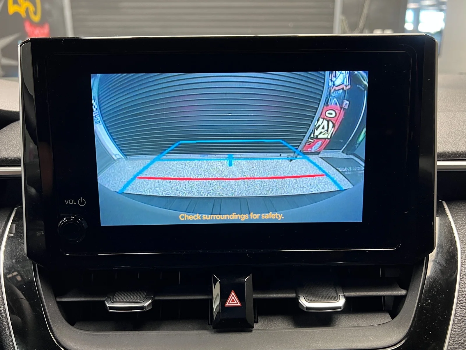 Used 2025 Ice Cap (040) Toyota SE image 15