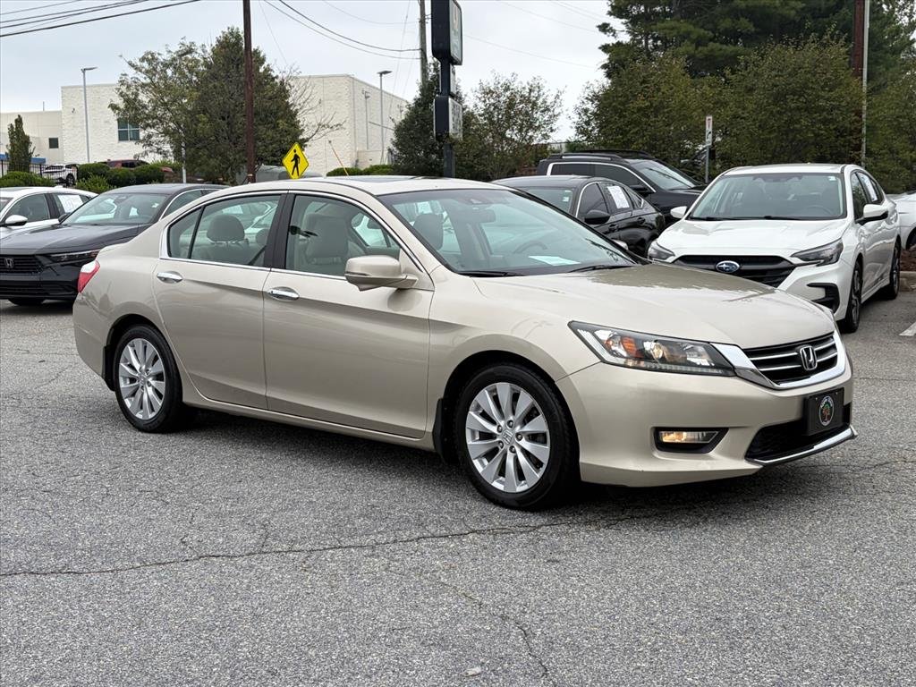 Used 2013 Honda Accord EX-L with VIN 1HGCR2F84DA128383 for sale in Fletcher, NC