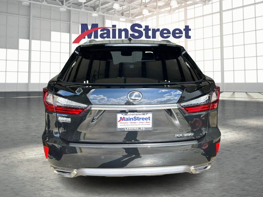 Used 2017  Lexus 350 image 4