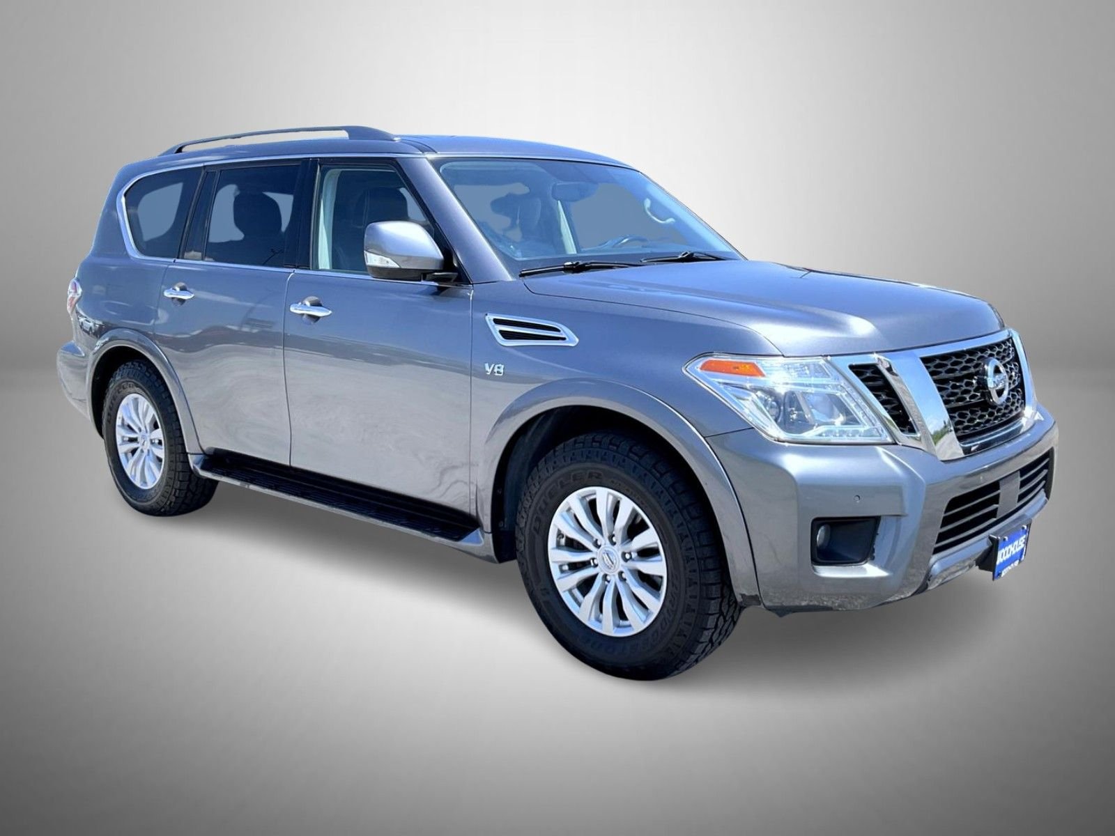 Used 2019 Gray Nissan SV image 3