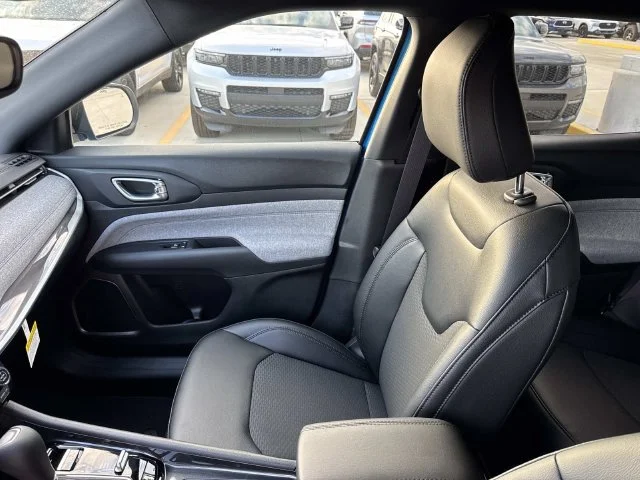 2026 Jeep Compass Latitude - Photo 9