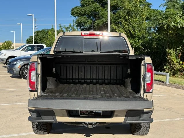 Used 2022 Desert Sand Metallic GMC AT4 w/Leather image 29