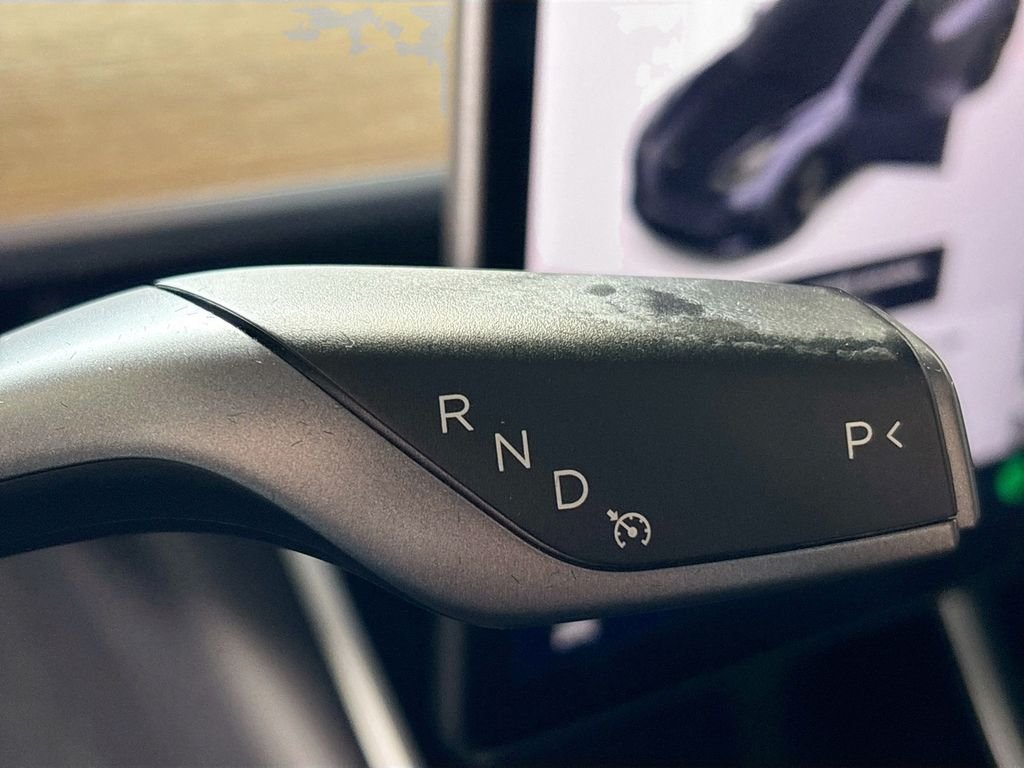 Used 2018  Tesla Performance image 18