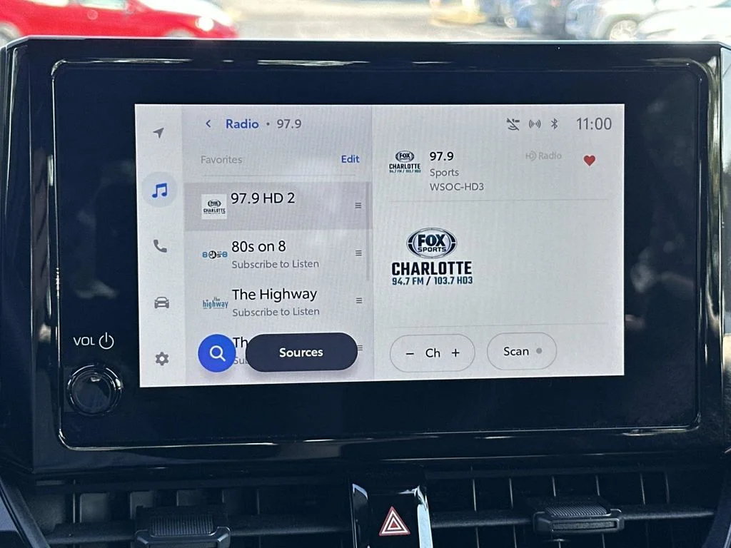 Certified Used 2024  Toyota SE image 35