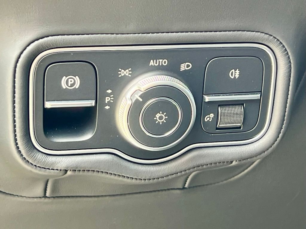 Certified Used 2026  Mercedes-Benz G 63 AMG® image 46