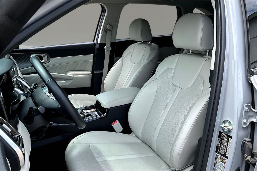 Used 2023 Wolf Gray Kia SX image 20