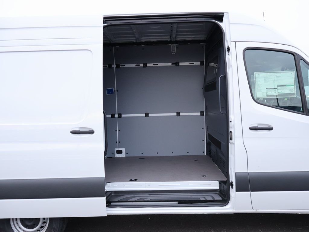 New 2026 Arctic White Mercedes-Benz Cargo 144 WB image 15