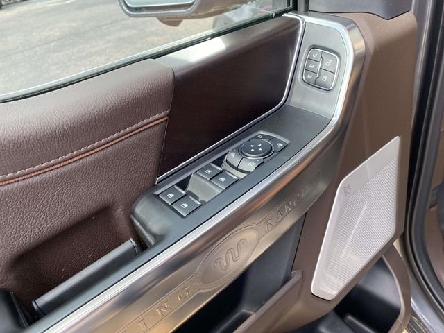New 2026 Carbonized Gray Metallic Ford King Ranch® image 15