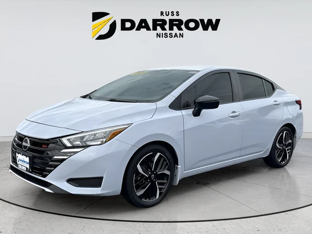 2024 Nissan Versa 1.6 SR