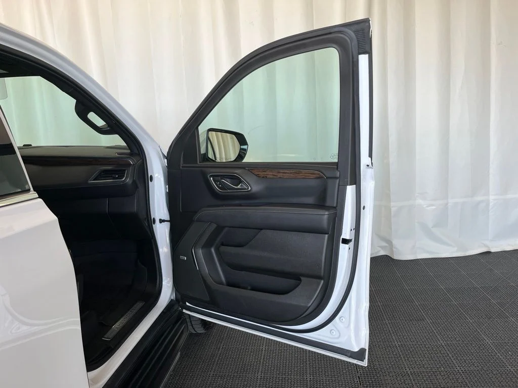 Used 2021 Summit White Chevrolet Premier image 19