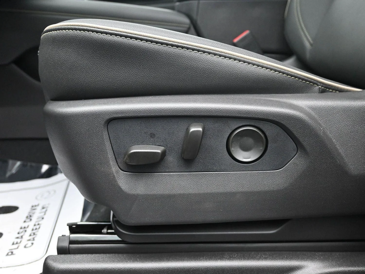 2026 Chevrolet Suburban Premier - Photo 26