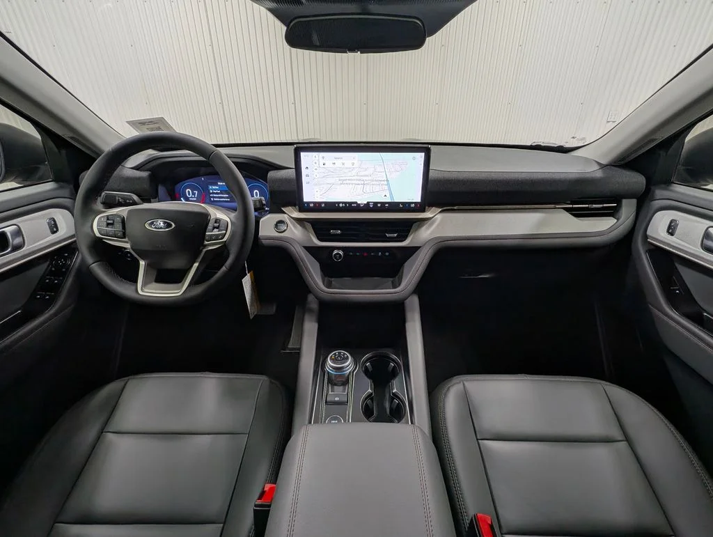 New 2026 Carbonized Gray Metallic Ford Active image 3