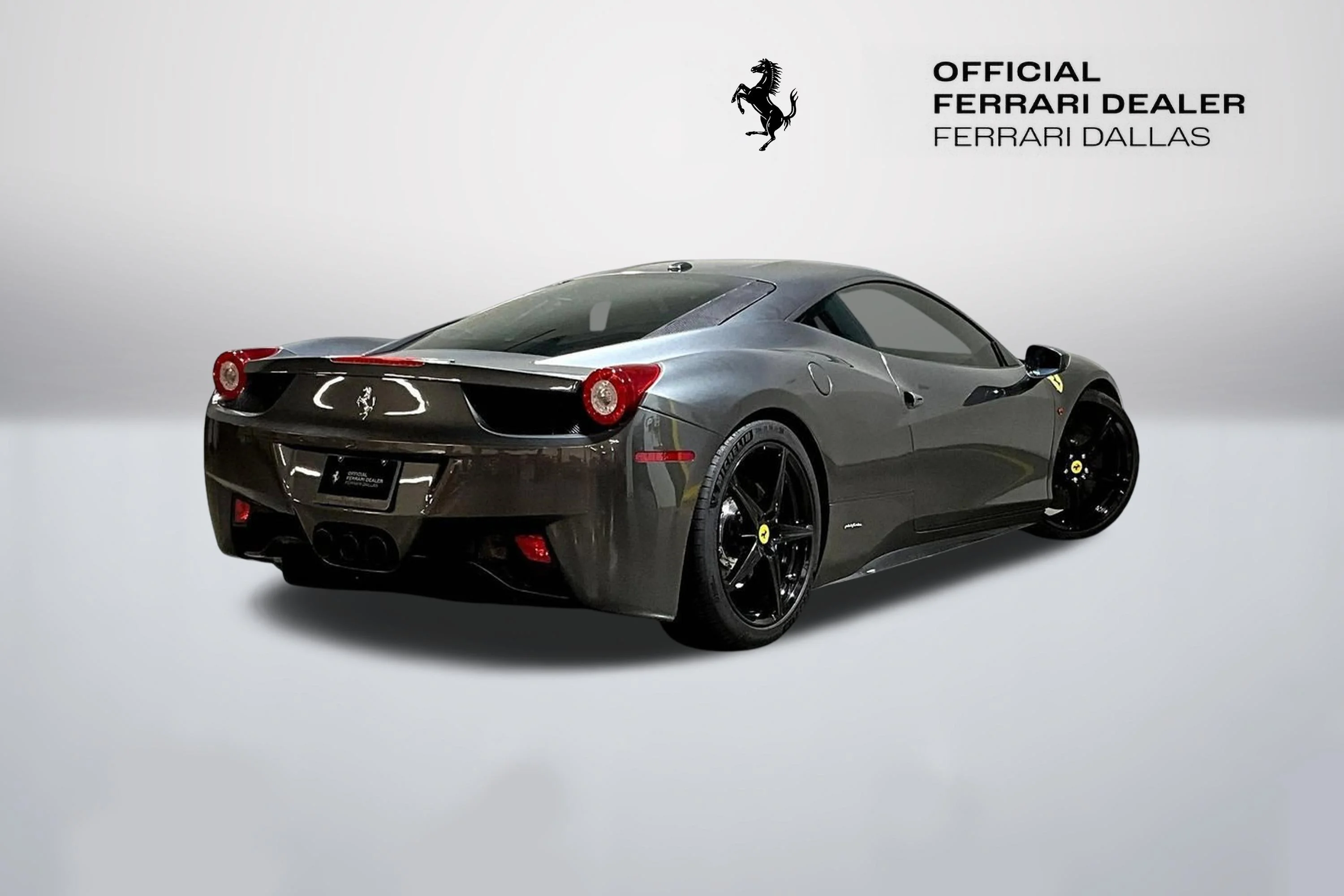Used 2015 Grigio Silverstone Ferrari  image 7