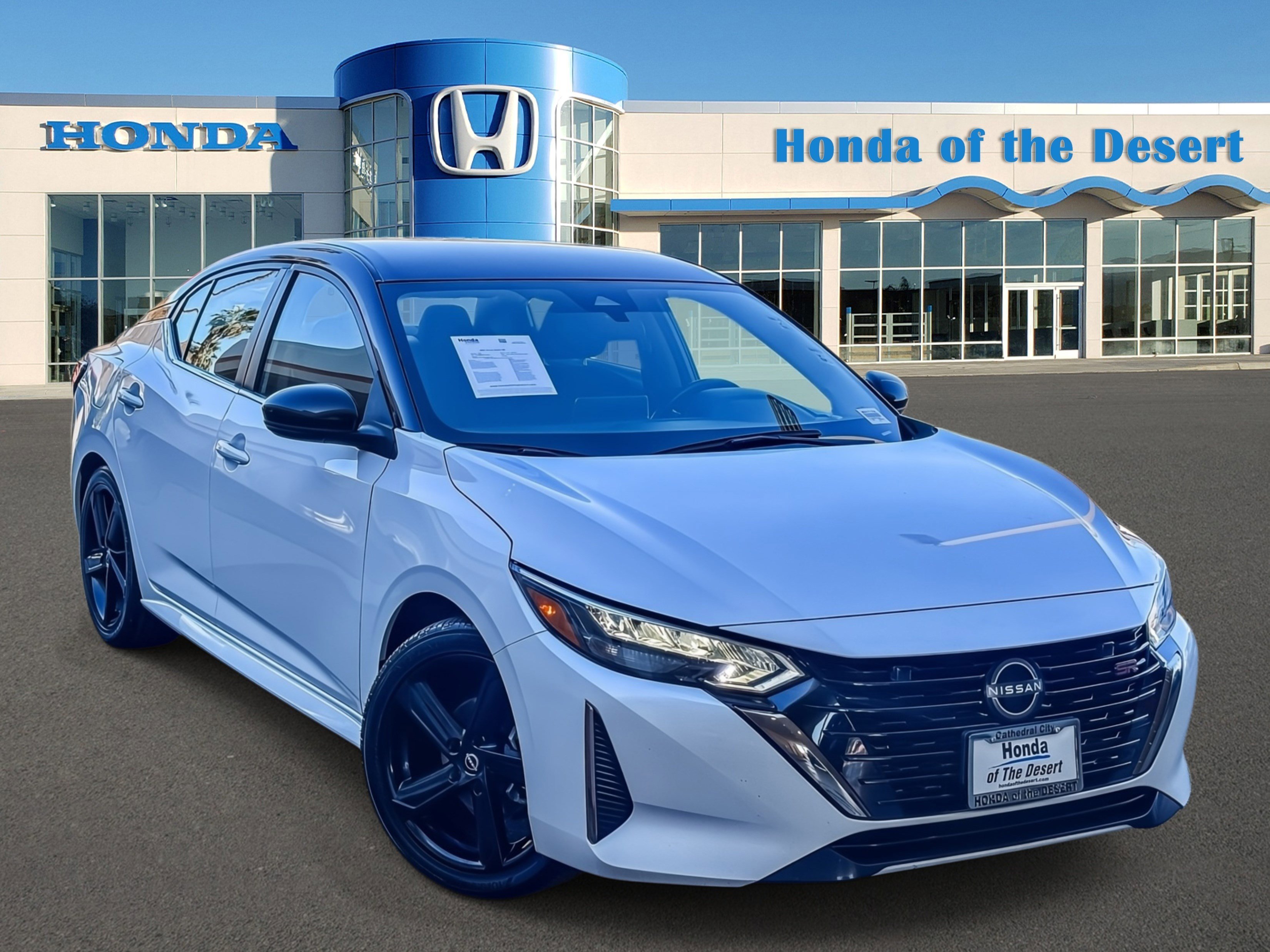 2024 Nissan Sentra SR CVT's photo