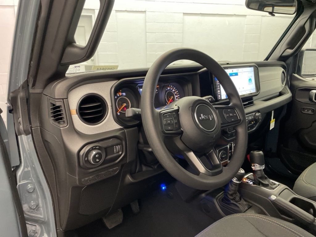 New 2026 Anvil Clear-Coat Exterior Paint Jeep Sport image 13