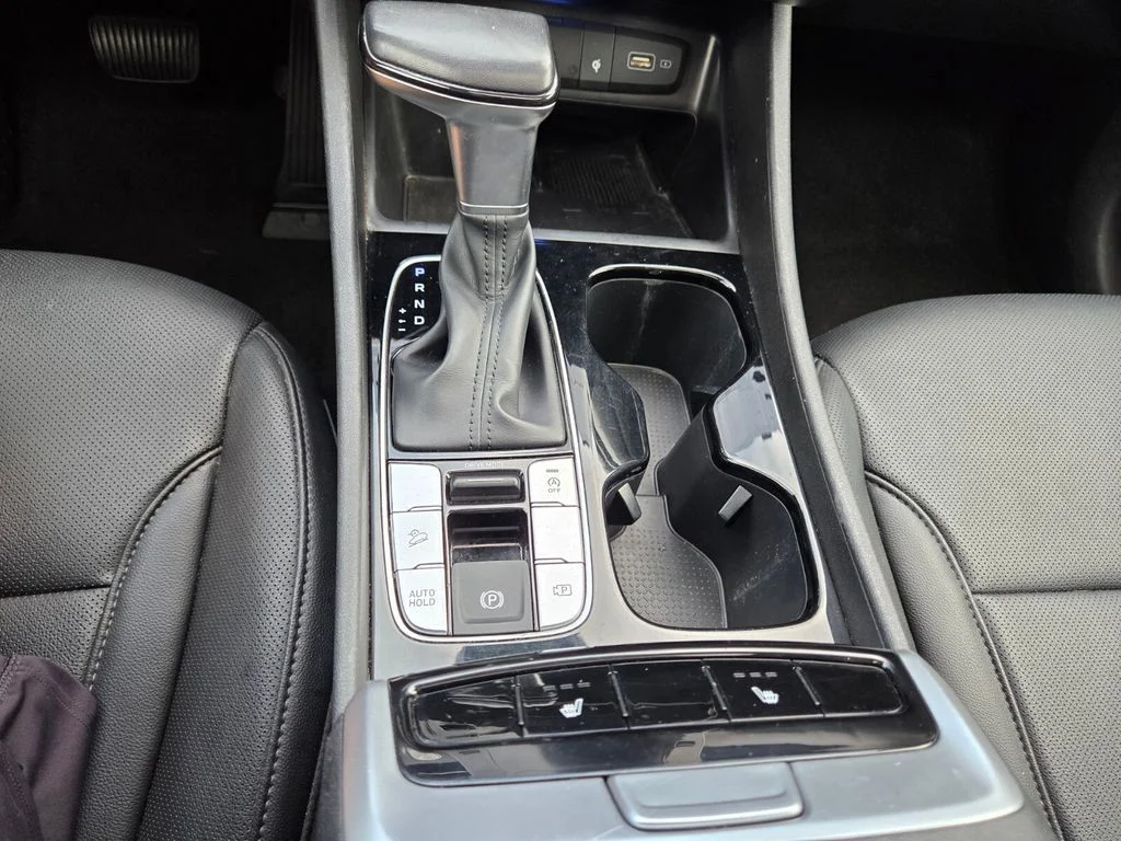 Used 2023 Gray Hyundai SEL image 17