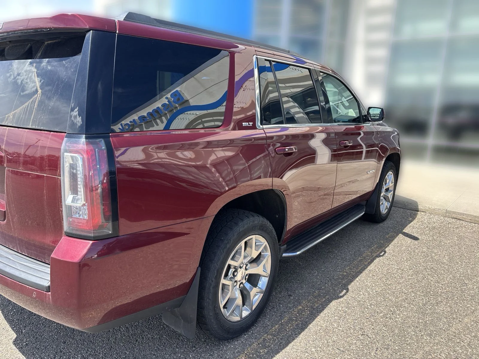 Used 2018 Red GMC SLT image 4