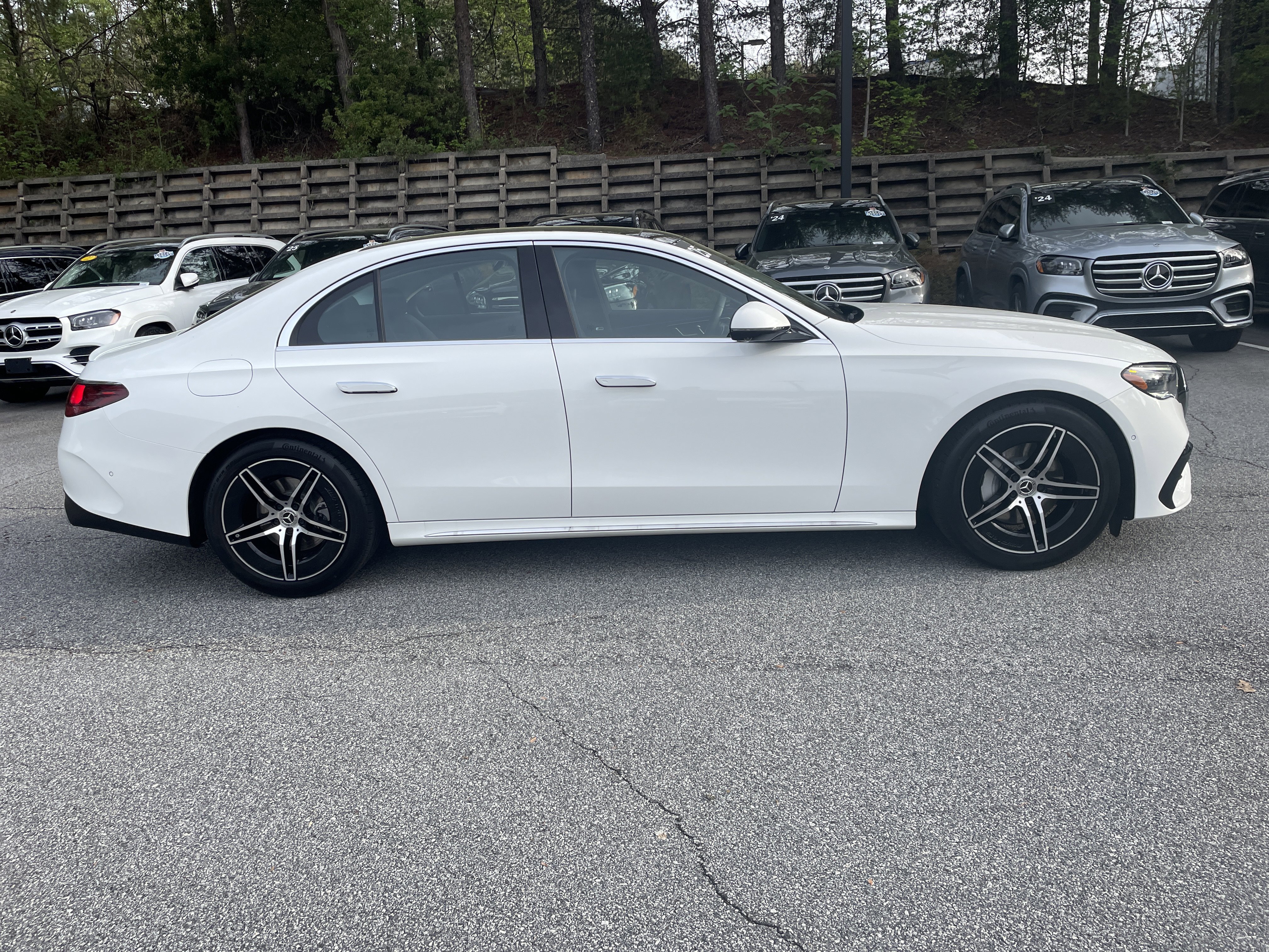 Certified Used 2025 Polar White Mercedes-Benz E 350 RWD Sedan image 5