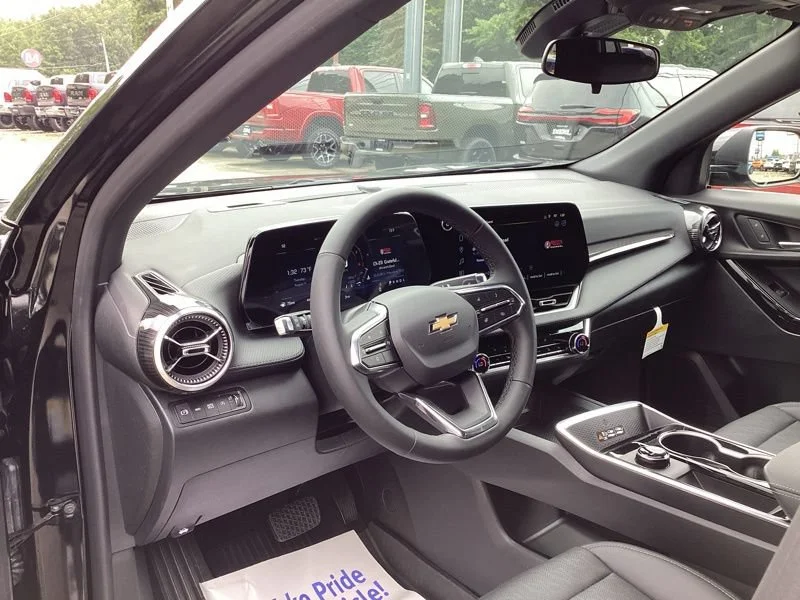 2027 Chevrolet Equinox LT - Photo 27