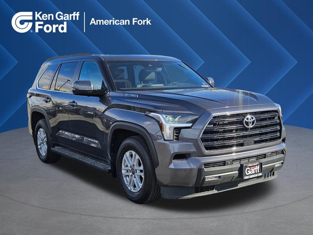 2025 Toyota Sequoia SR5