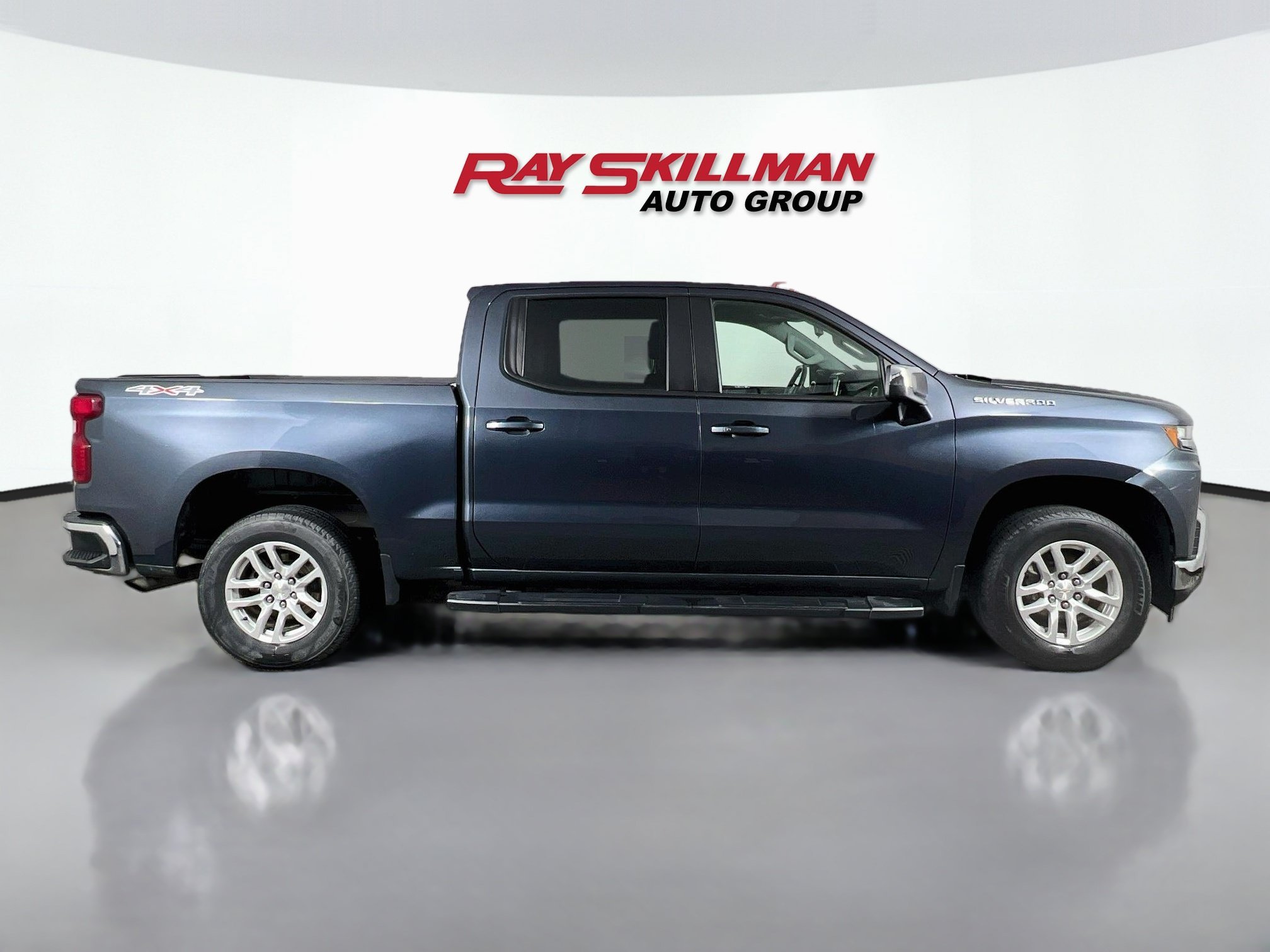 Used 2022 Shadow Gray Metallic Chevrolet LT image 8