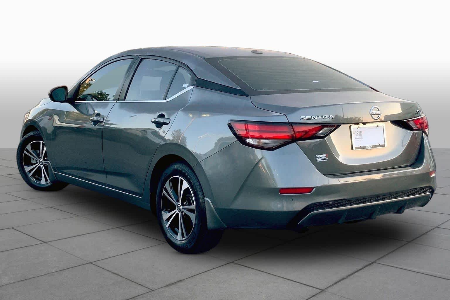 Used 2022 Gun Metallic Nissan SV image 10