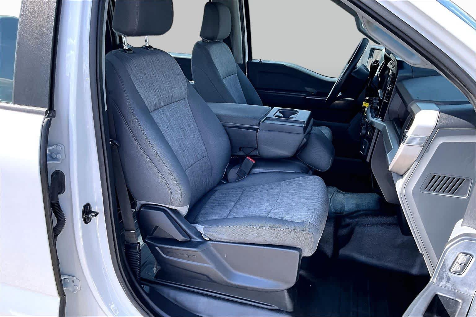 Certified Used 2022 Oxford White Clearcoat Ford XL image 9
